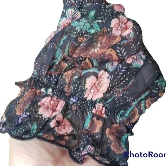 Louise Misha floral Button Front Long Sleeve Ruffle blouse - Picture 3 of 15